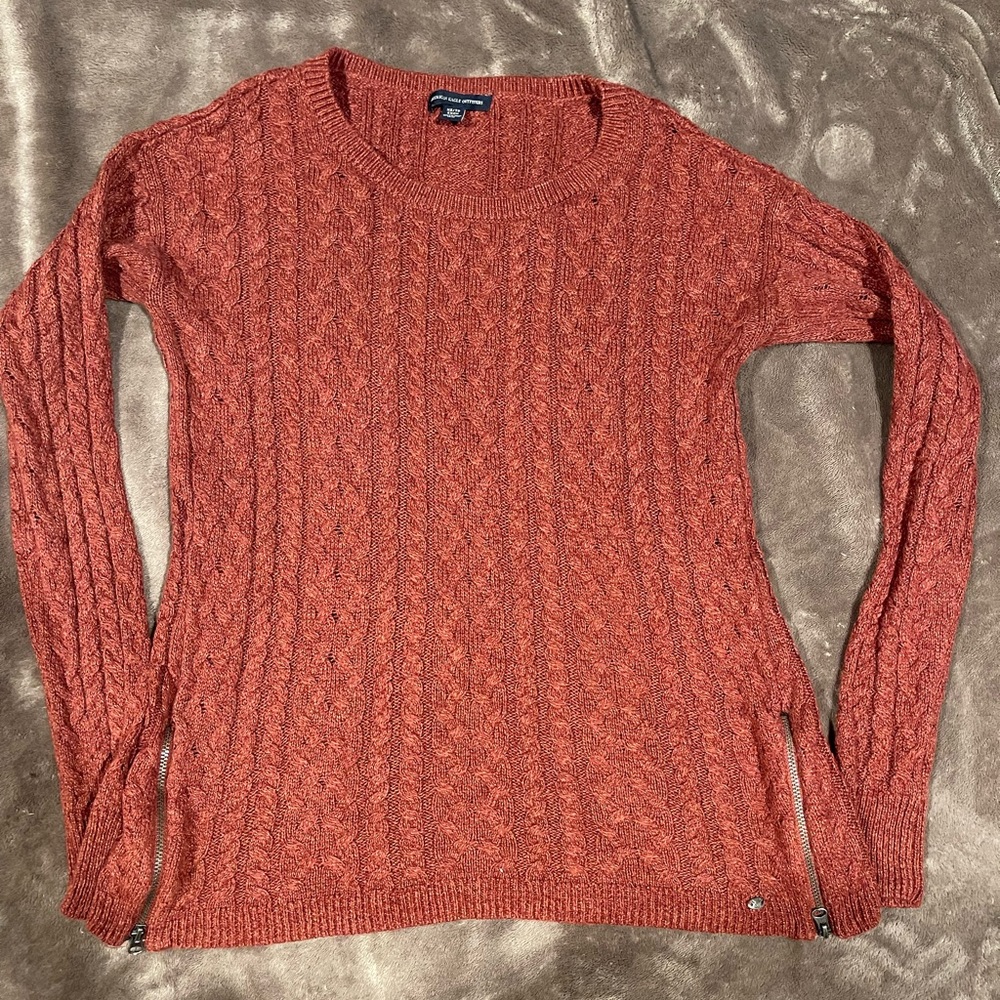 American eagle sweater